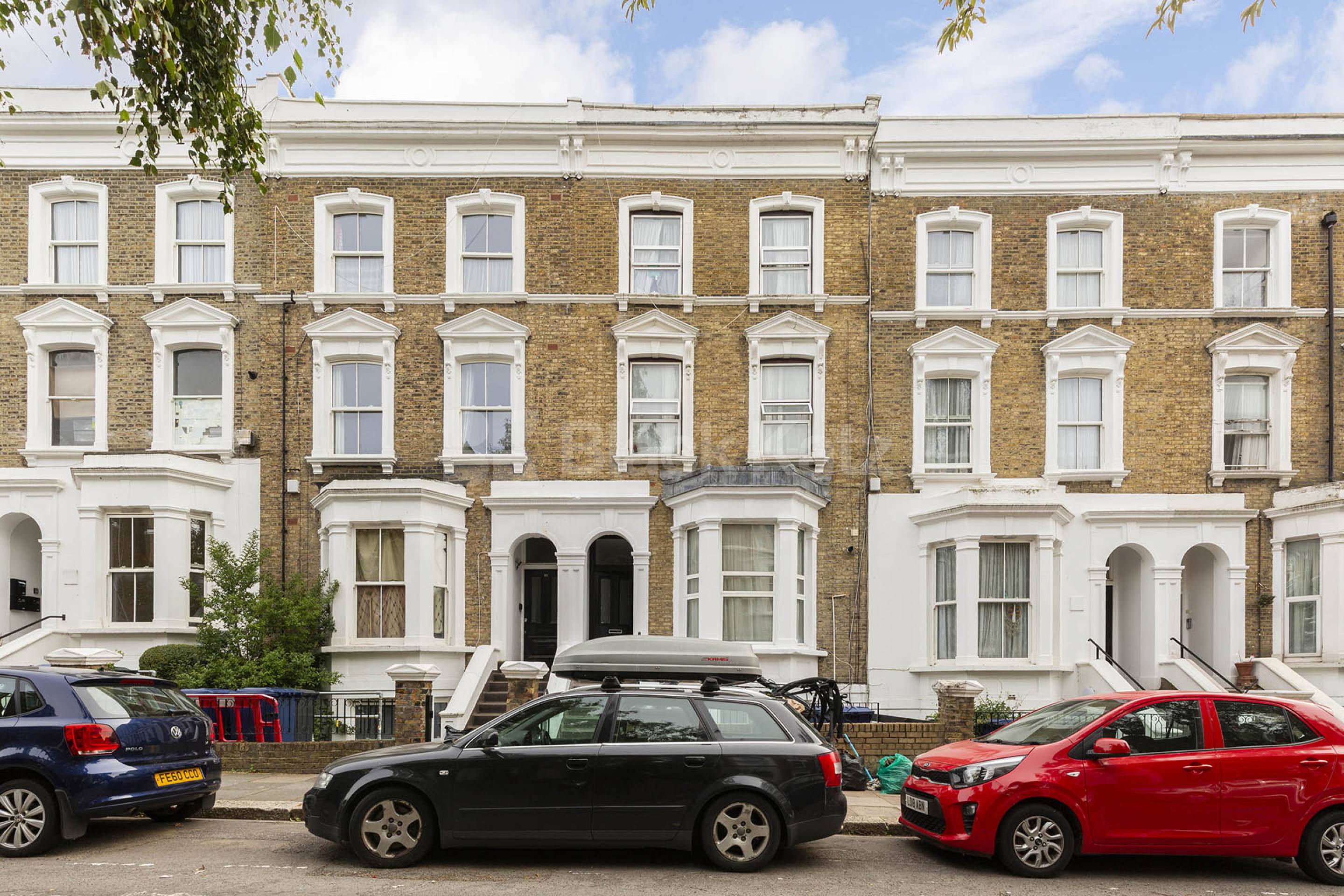 Stunning Garden Apartment Burlington Gardens, Acton W3
